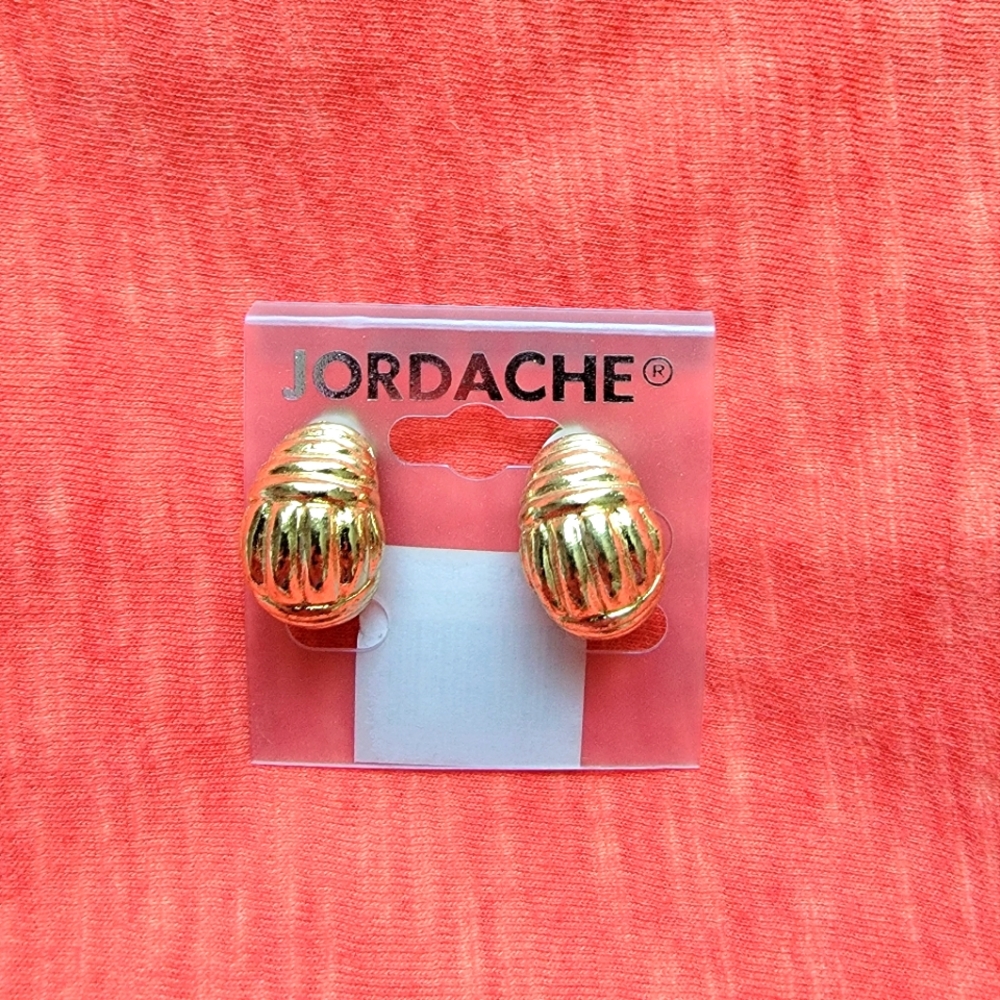 💰🌟 3 for $13 Jordache Vintage Clip-on Earrings